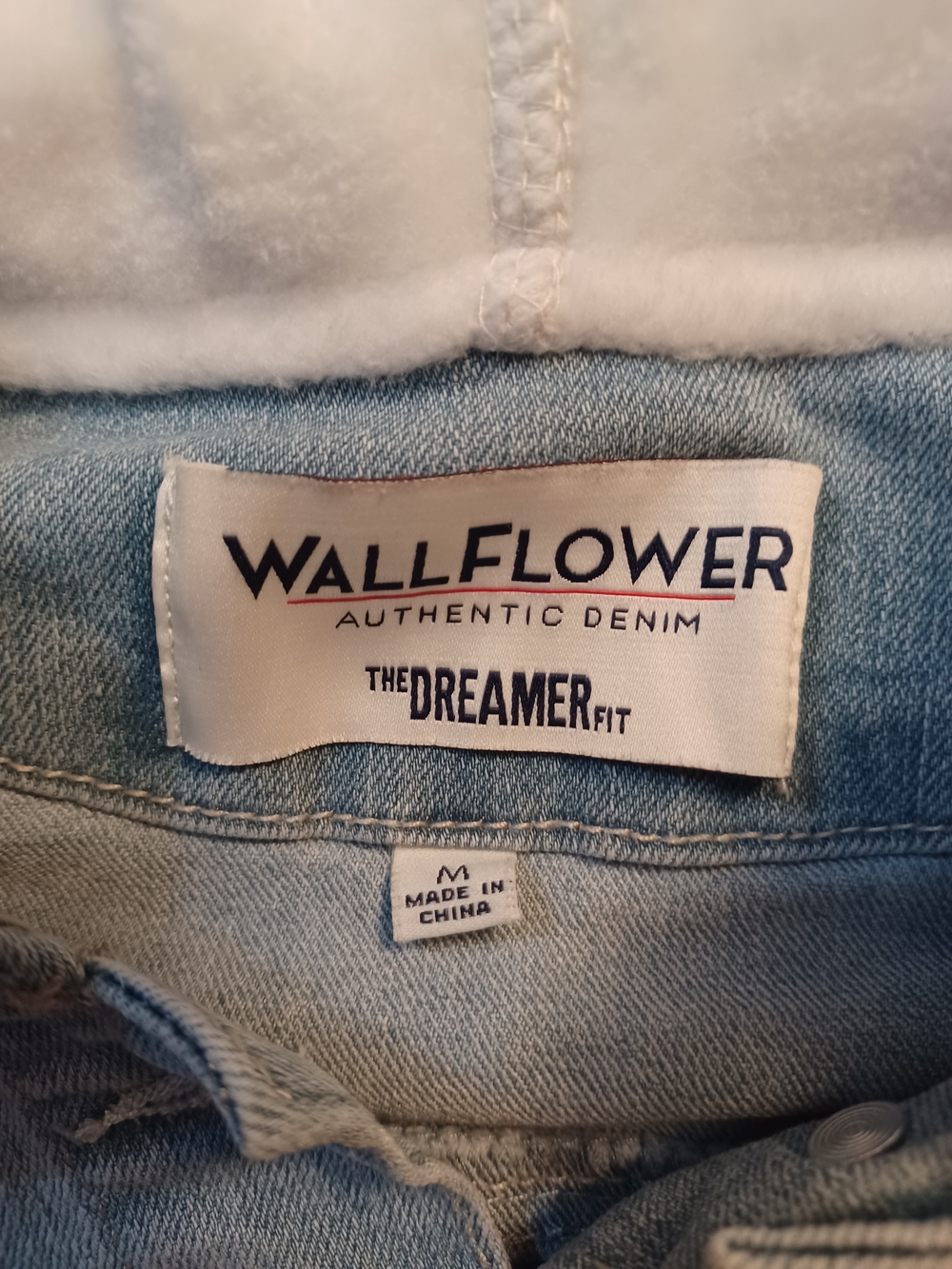 Wallflower The Dreamer Fit Knit-Sleeve Hooded Jean Jacket Juniors Size Medium - Picture 2 of 7